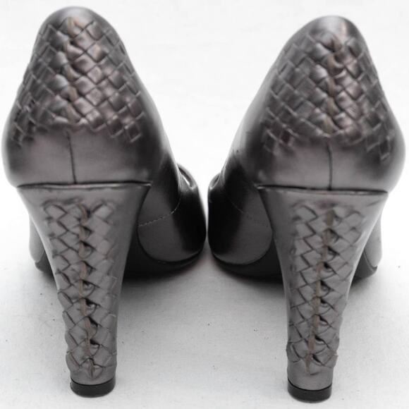 Elliott Lucca Metallic Pewter Gray Leather Braided Heels Size 6 - Picture 4 of 10
